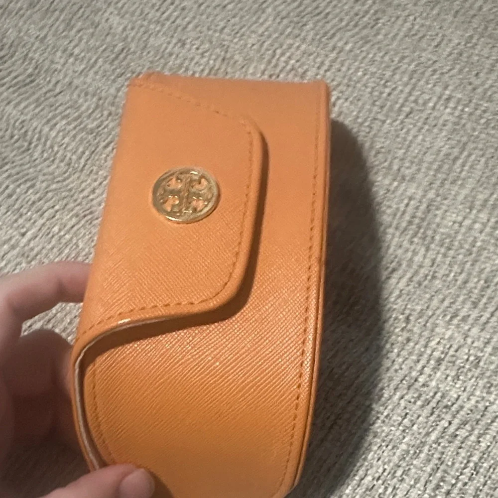 Tory Burch chic tory